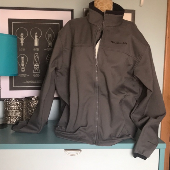 Columbia Other - Grey Columbia Interchange men’s fleece jacket sz L